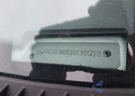 2012 Ford E-250 Commercial z USA, uszkodzony, nr VIN 1FTNE2EW0CDA36008